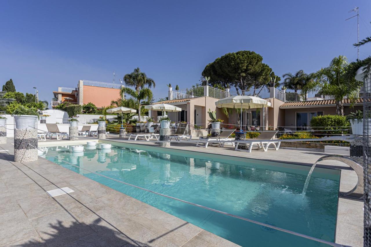 Small Luxury Apartments Pool And Sea View - Stella Del Mare Fontane Bianche Extérieur photo